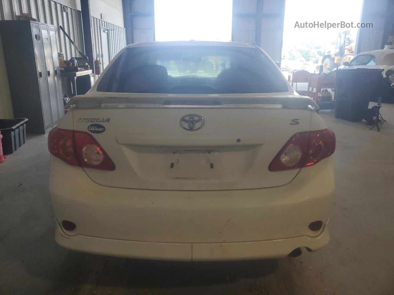 2010 Toyota Corolla Base White vin: 1NXBU4EEXAZ274479