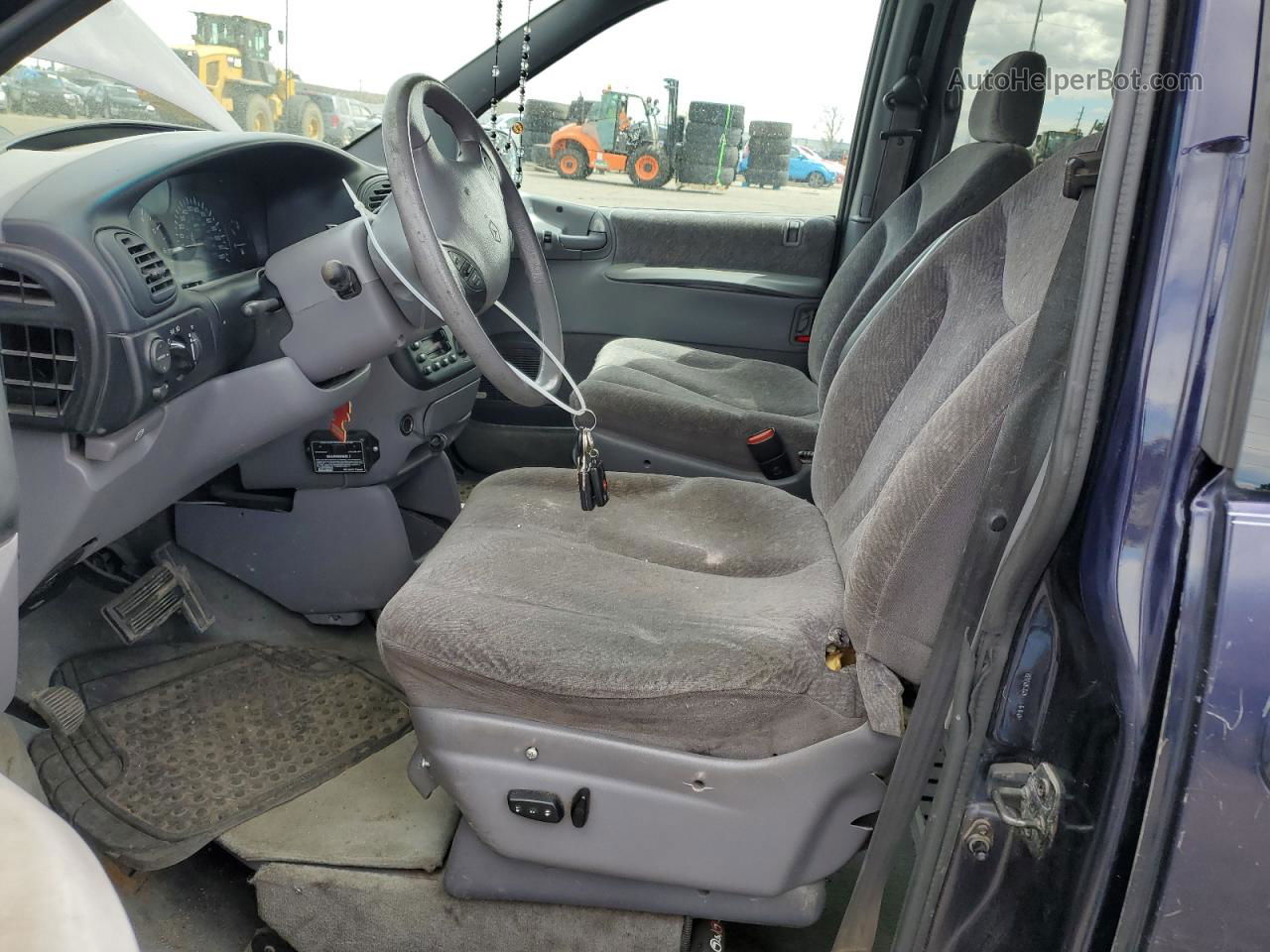 Price & History 1998 Plymouth Grand Voyager Se 3.3l 6 vin
