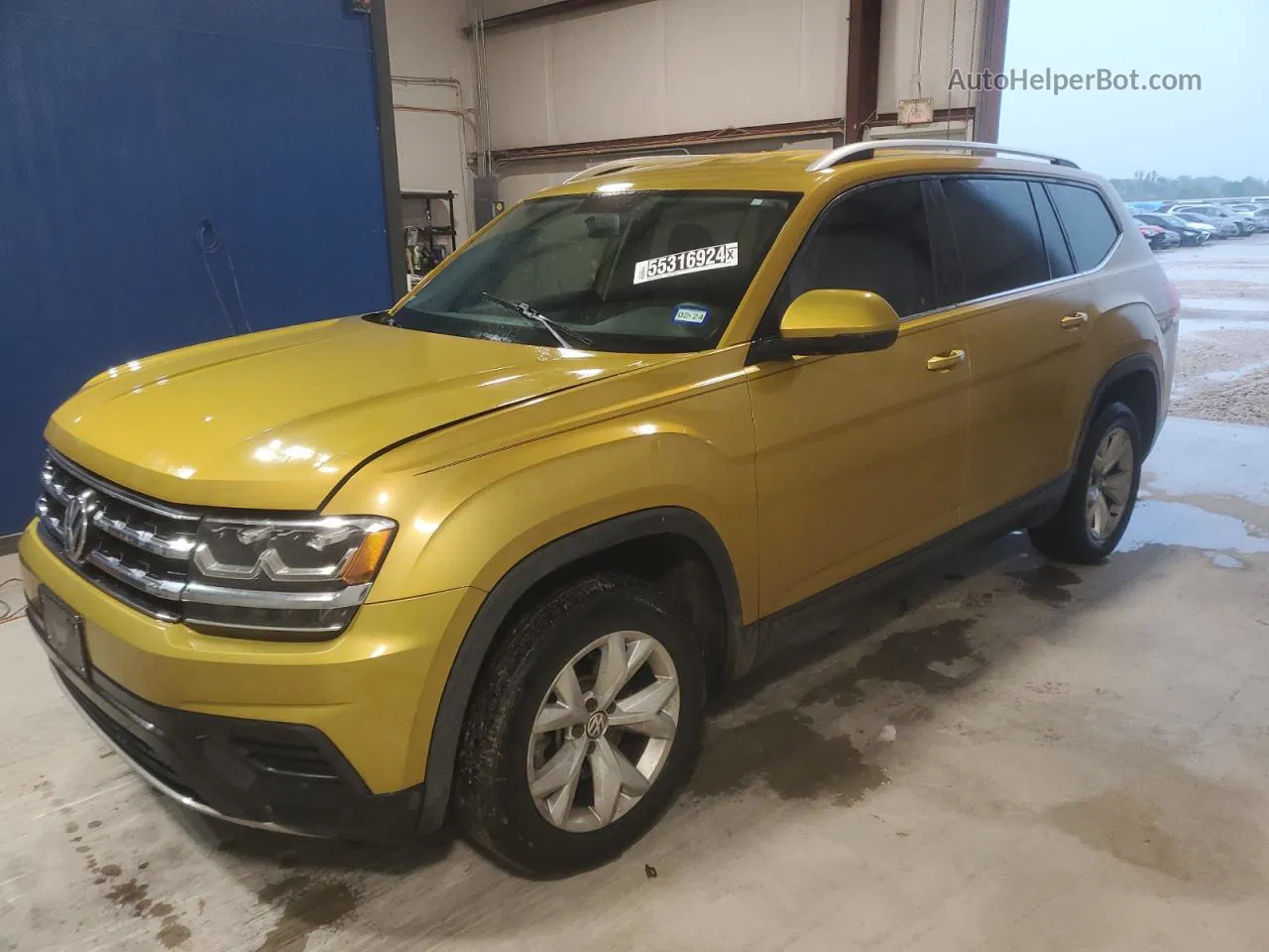 2018 Volkswagen Atlas S Yellow vin: 1V2AP2CA2JC554901