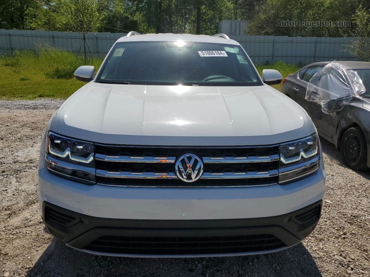 2018 Volkswagen Atlas S White vin: 1V2AP2CAXJC541328