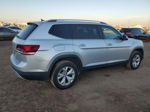 2018 Volkswagen Atlas  Серебряный vin: 1V2BR2CA4JC502300