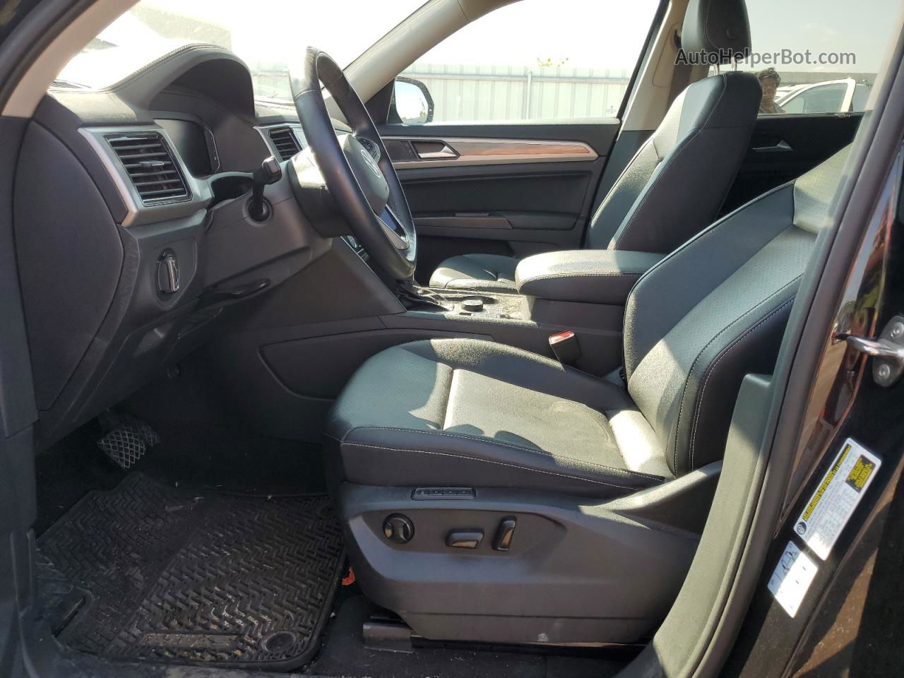 2021 Volkswagen Atlas Sel Черный vin: 1V2BR2CA4MC533616