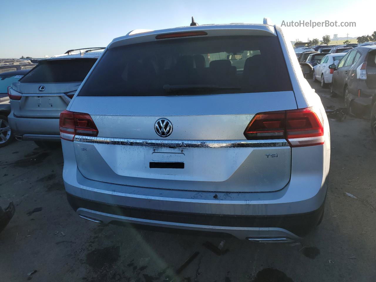 2018 Volkswagen Atlas Se Серебряный vin: 1V2CP2CA5JC599145