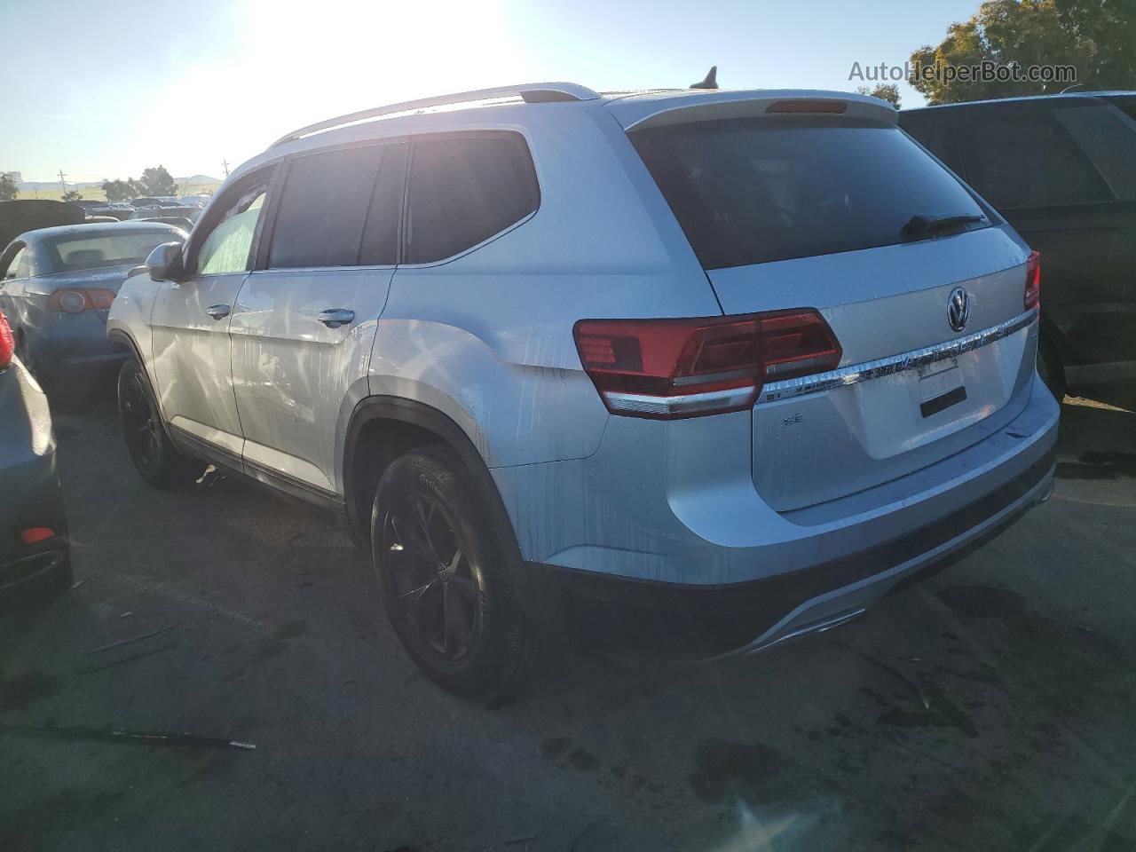 2018 Volkswagen Atlas Se Серебряный vin: 1V2CP2CA5JC599145