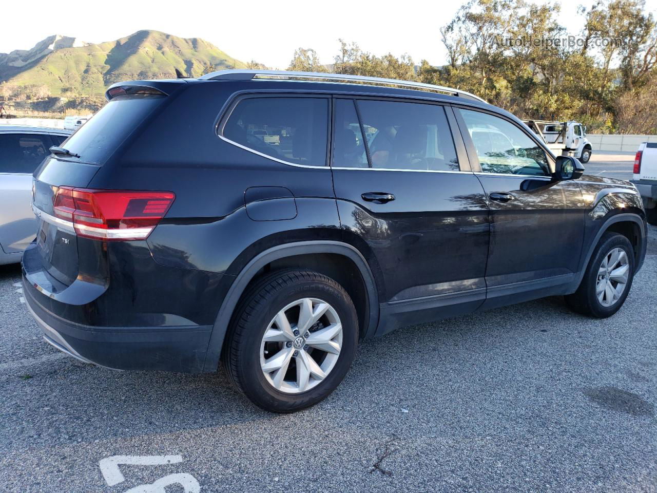 2018 Volkswagen Atlas Se Black vin: 1V2CP2CA8JC595848