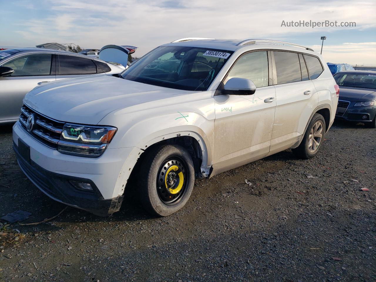 2018 Volkswagen Atlas Se Белый vin: 1V2CP2CA9JC545220