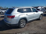 2018 Volkswagen Atlas 2.0t Se Silver vin: 1V2CP2CAXJC593826