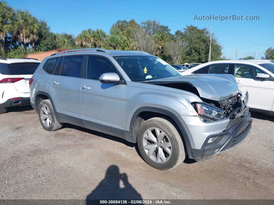 2018 Volkswagen Atlas 2.0t Se Silver vin: 1V2CP2CAXJC593826