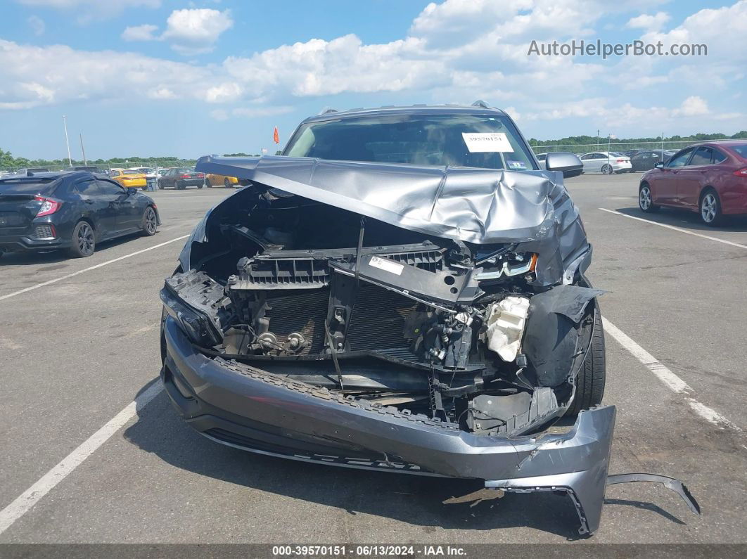 2018 Volkswagen Atlas 3.6l V6 Se Silver vin: 1V2CR2CA1JC504932