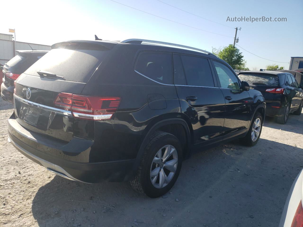 2018 Volkswagen Atlas Se Black vin: 1V2CR2CA4JC568236