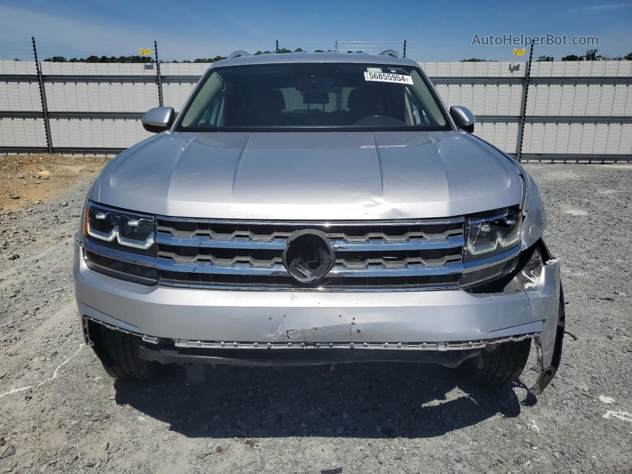 2018 Volkswagen Atlas Se Silver vin: 1V2CR2CA8JC568546