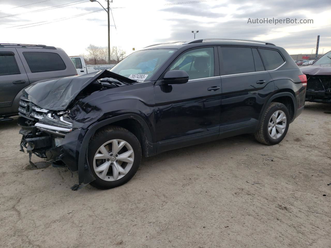 2018 Volkswagen Atlas Se Black vin: 1V2CR2CAXJC569827