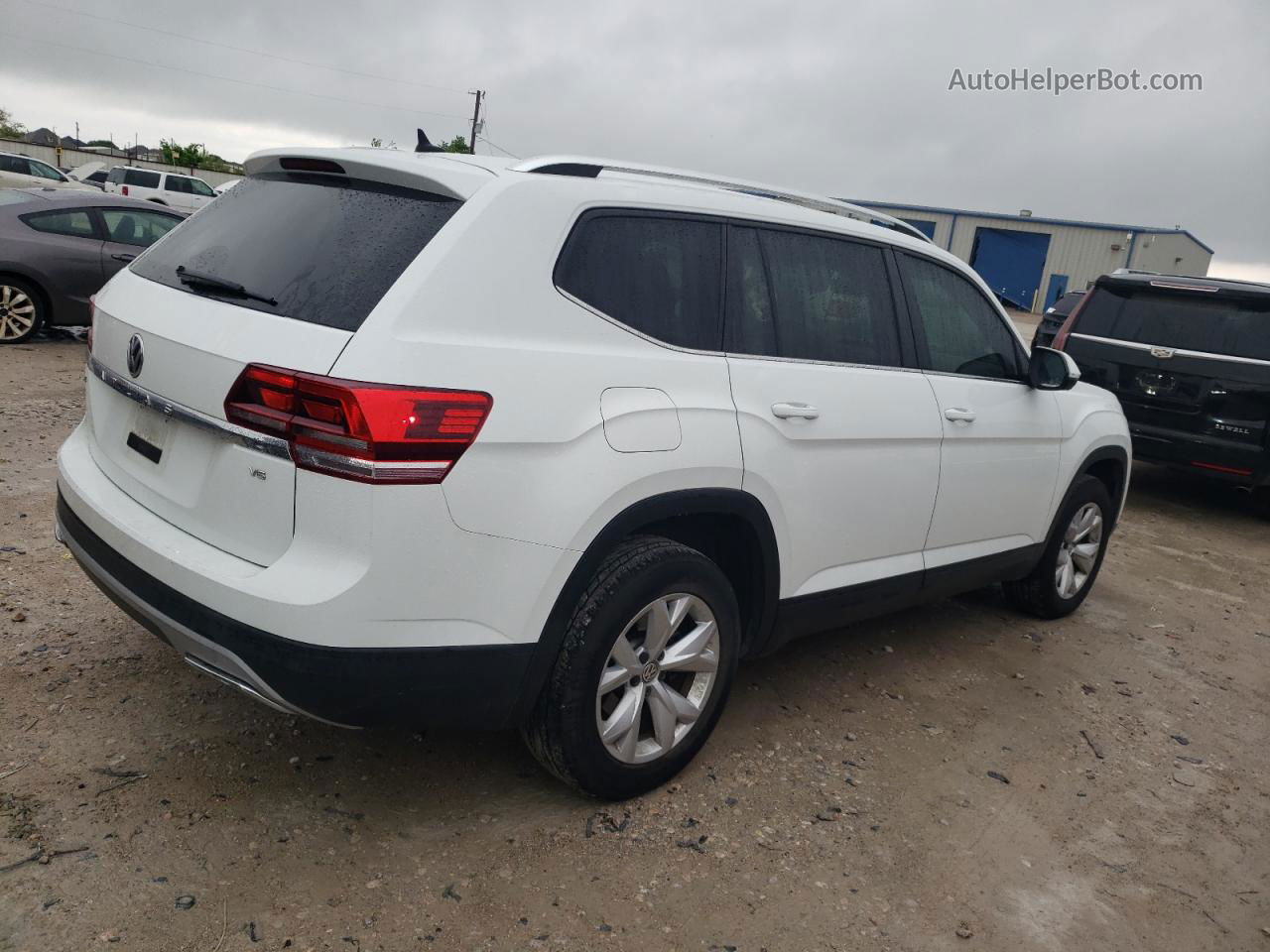 2018 Volkswagen Atlas Se White vin: 1V2DR2CA1JC531973