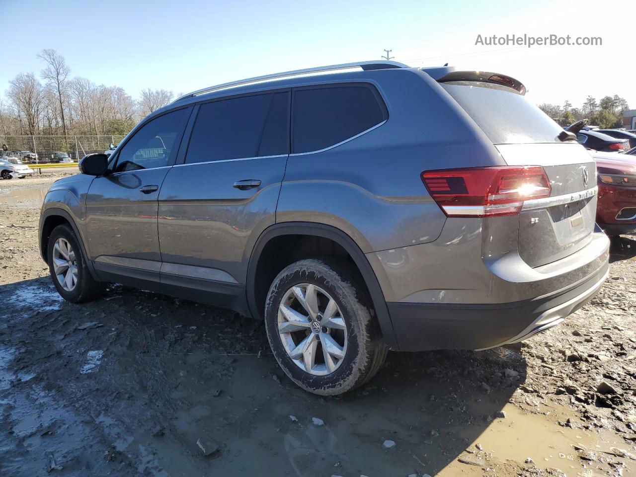 2018 Volkswagen Atlas Se Gray vin: 1V2DR2CA3JC503978