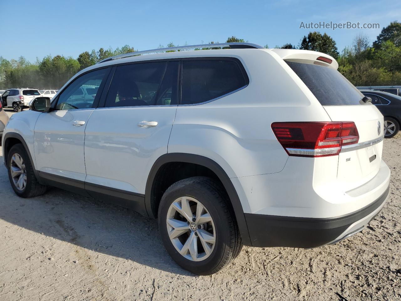 2018 Volkswagen Atlas Se White vin: 1V2DR2CA5JC501777