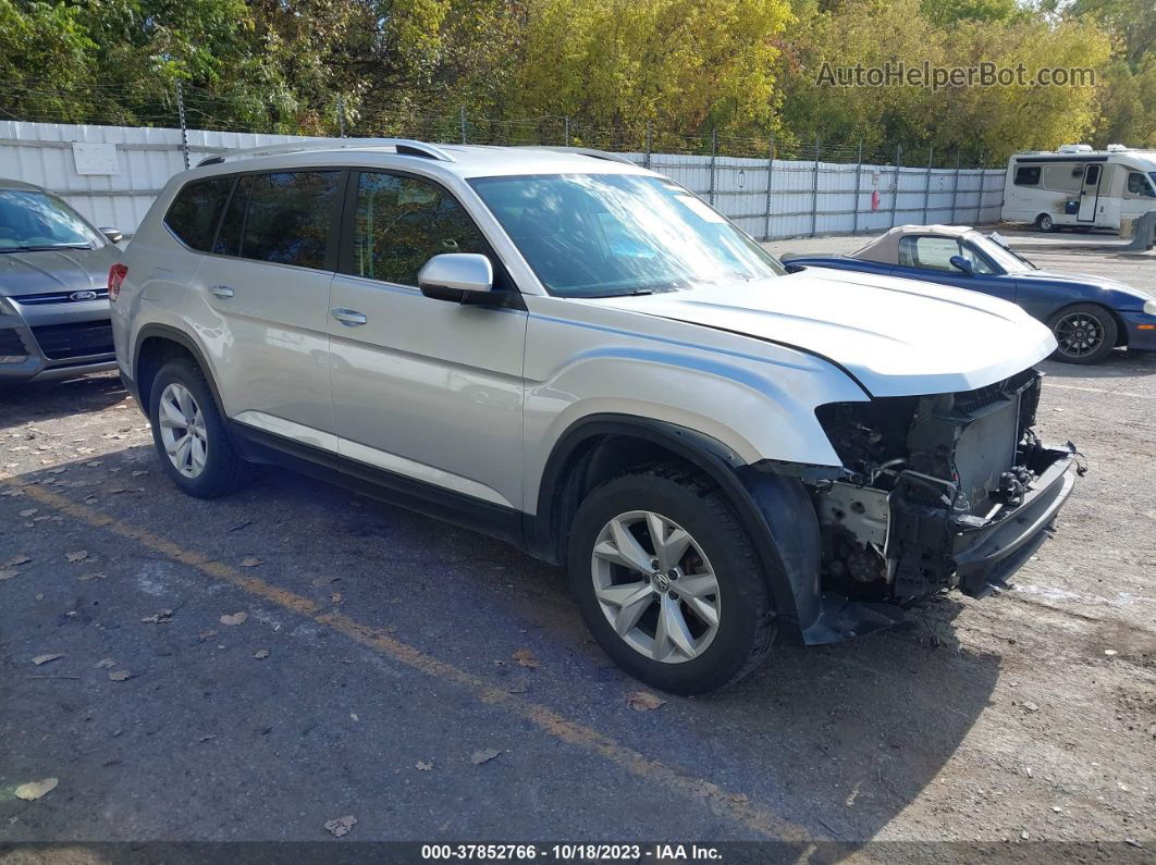 2018 Volkswagen Atlas 3.6l V6 S Серебряный vin: 1V2GR2CA6JC521890