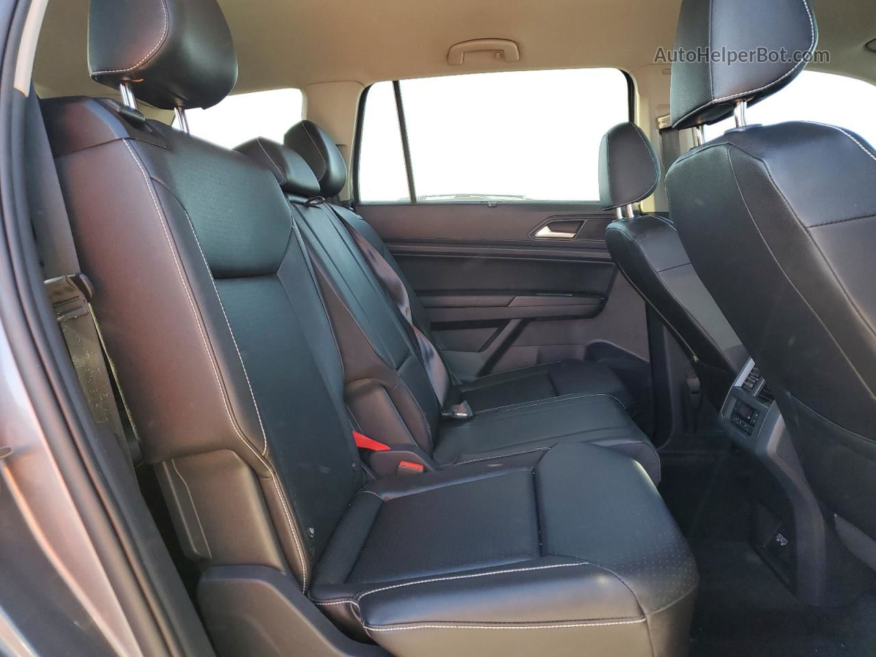 2021 Volkswagen Atlas Se Серый vin: 1V2HR2CA7MC522510