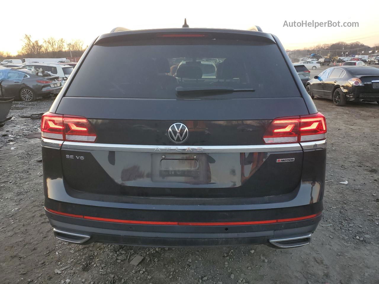 2021 Volkswagen Atlas Se Черный vin: 1V2HR2CA8MC611065