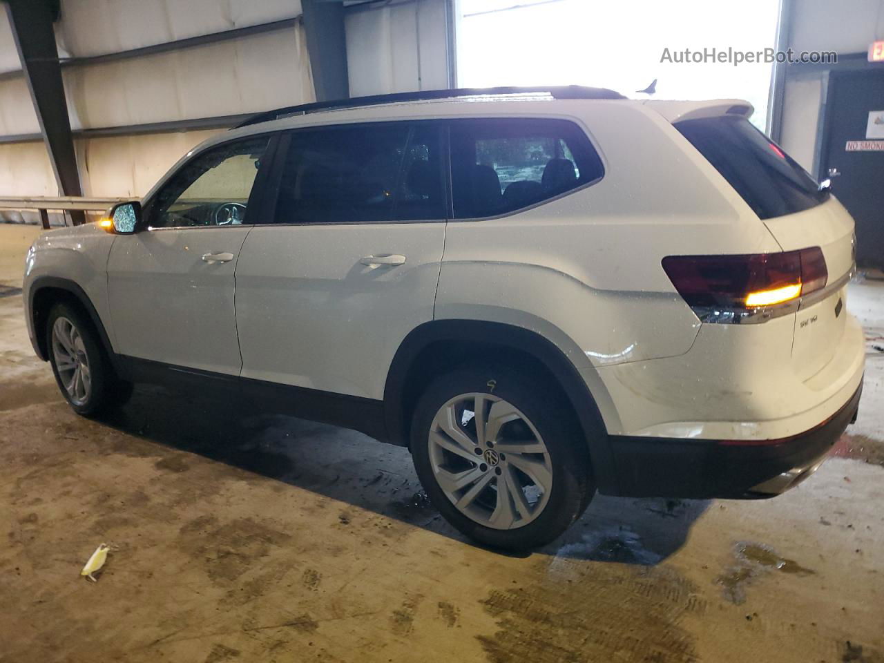 2021 Volkswagen Atlas Se Белый vin: 1V2HR2CA9MC567237