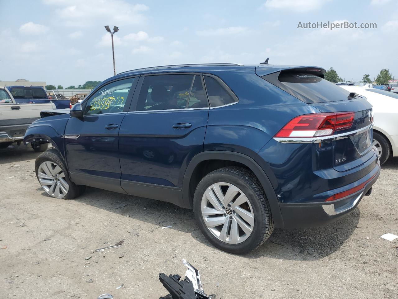 2021 Volkswagen Atlas Cross Sport Se Синий vin: 1V2KE2CA6MC236200