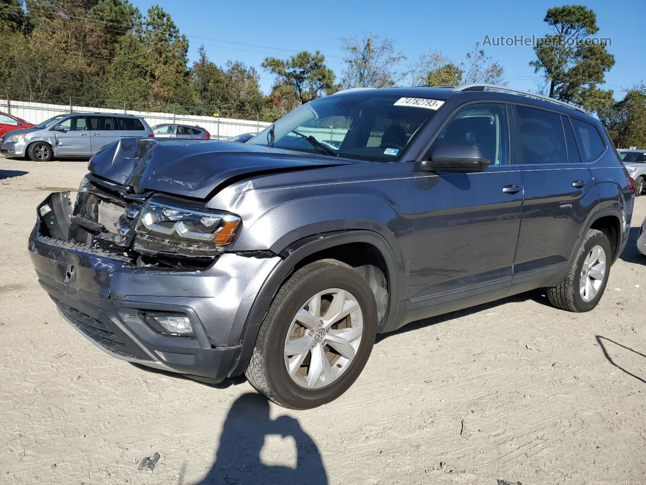 2018 Volkswagen Atlas Se Gray vin: 1V2KR2CA8JC509234