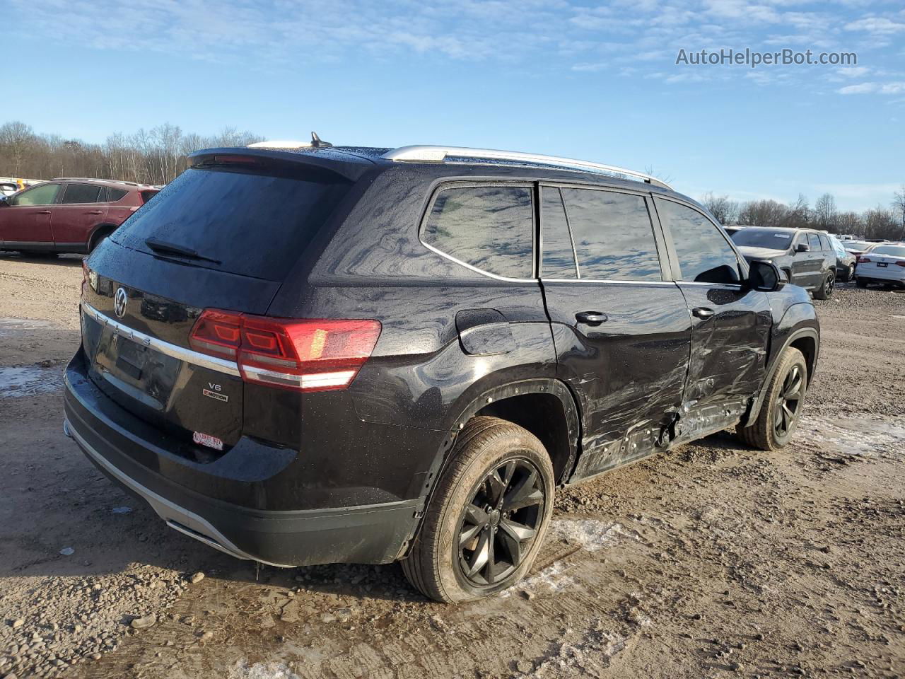 2018 Volkswagen Atlas Se Черный vin: 1V2KR2CA9JC513244