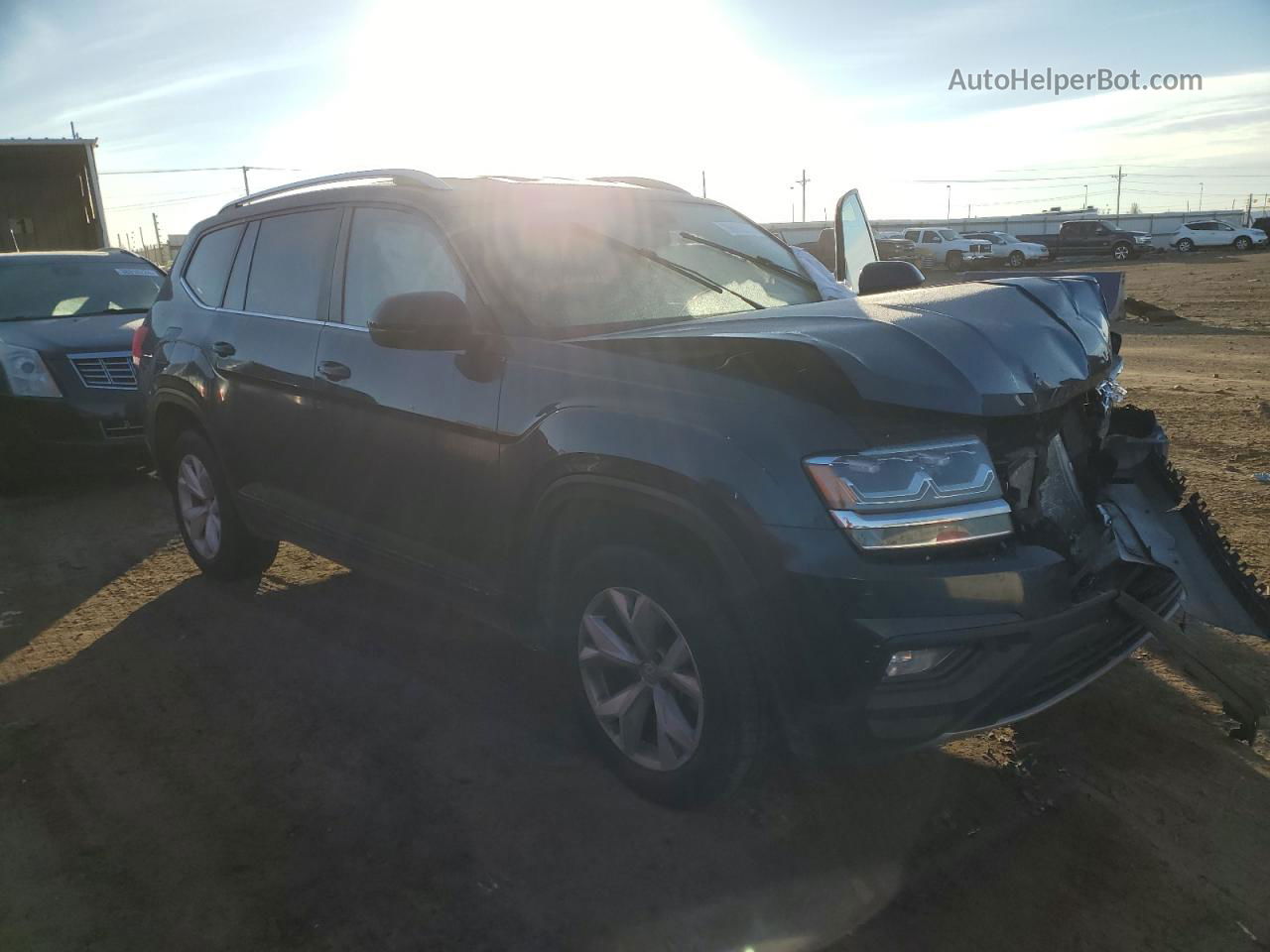 2018 Volkswagen Atlas Se Синий vin: 1V2KR2CAXJC535446