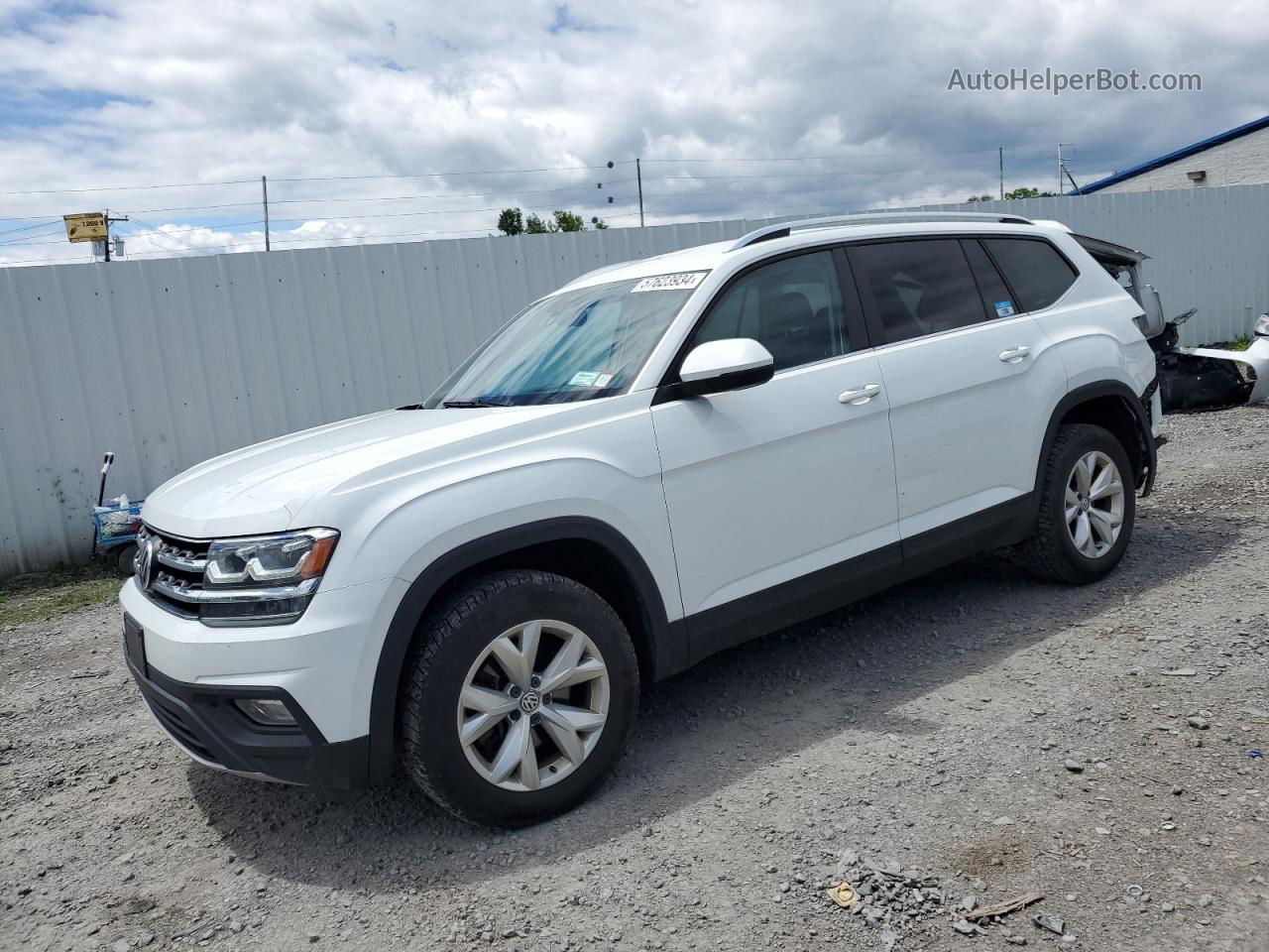 2018 Volkswagen Atlas Se White vin: 1V2LR2CA2JC526082