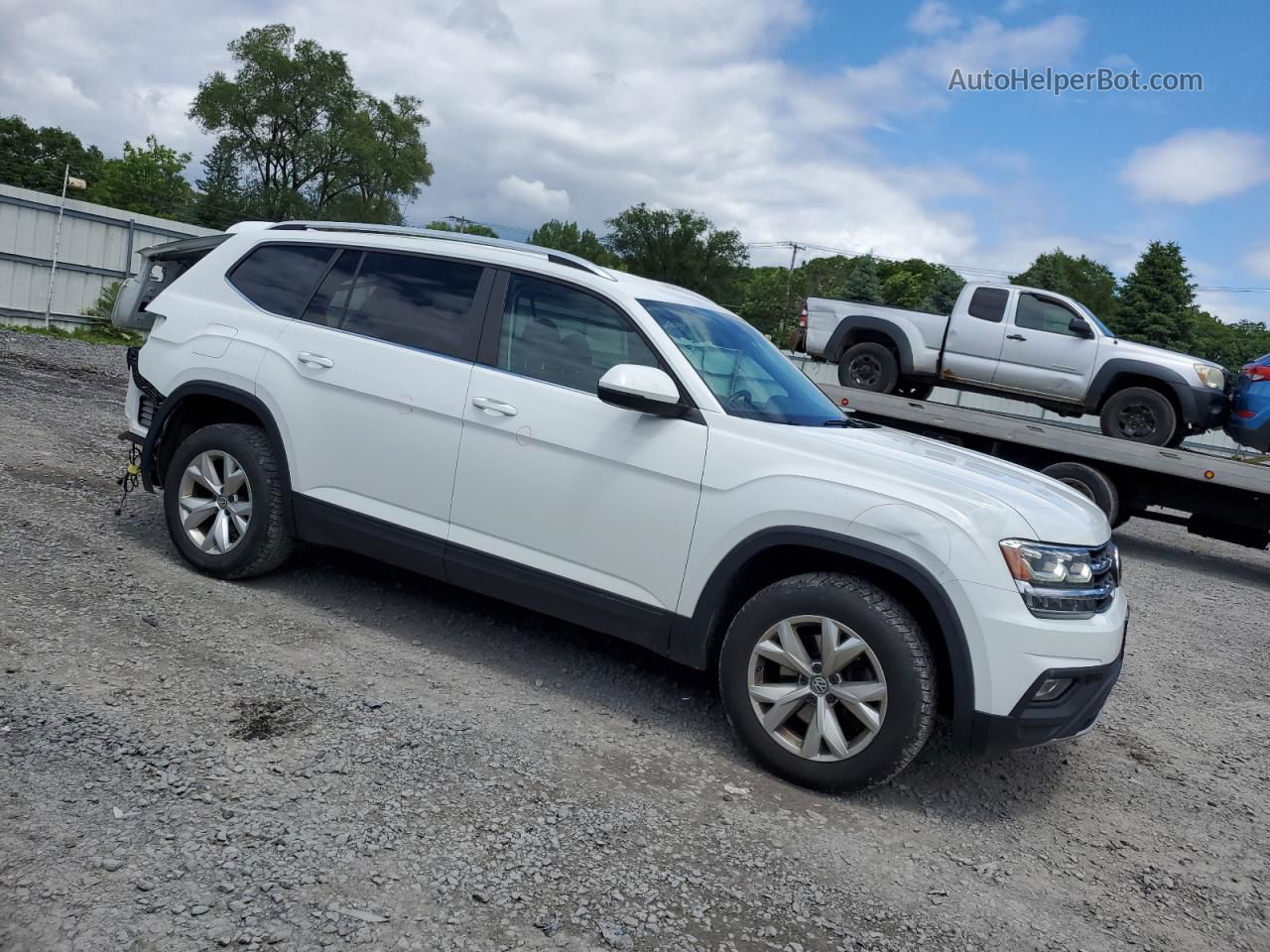 2018 Volkswagen Atlas Se Белый vin: 1V2LR2CA2JC526082