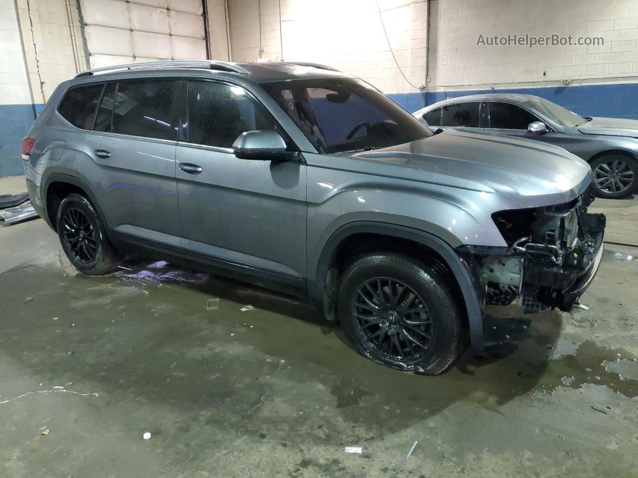 2018 Volkswagen Atlas Se Silver vin: 1V2LR2CA2JC538166