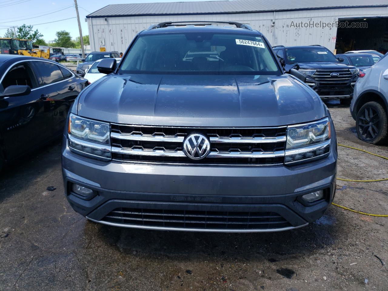 2018 Volkswagen Atlas Se Gray vin: 1V2LR2CA4JC517237