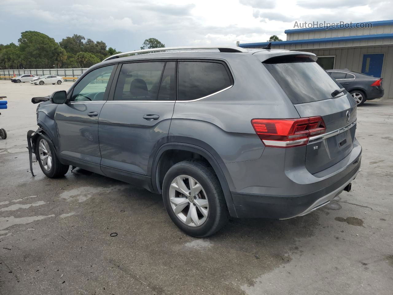 2018 Volkswagen Atlas Se Gray vin: 1V2LR2CA6JC583322