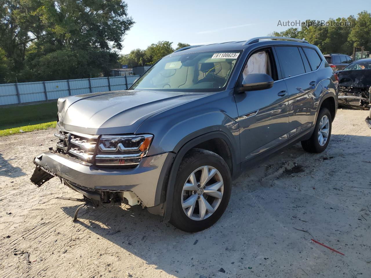 2018 Volkswagen Atlas Se Серый vin: 1V2LR2CA8JC556963