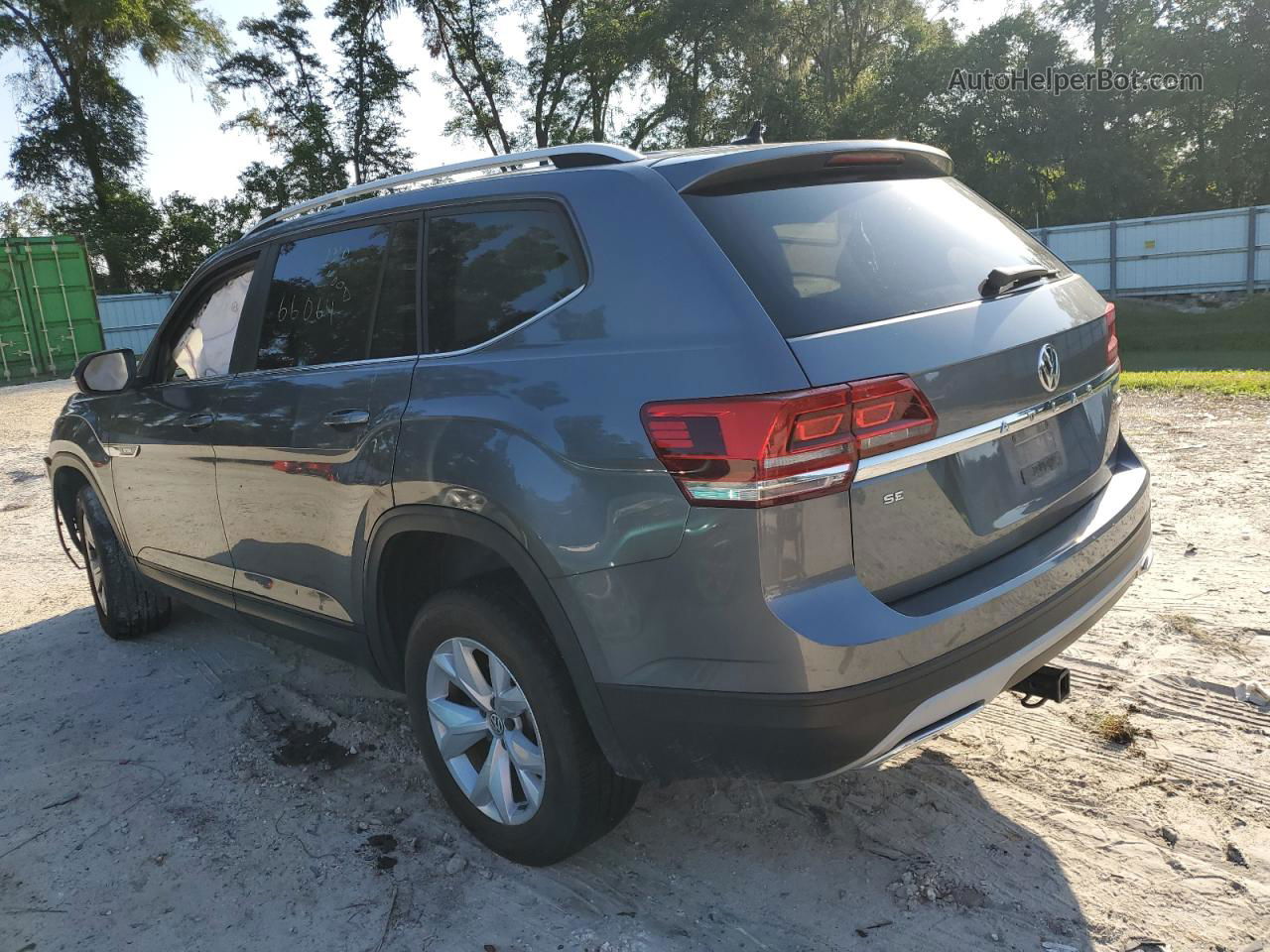 2018 Volkswagen Atlas Se Серый vin: 1V2LR2CA8JC556963