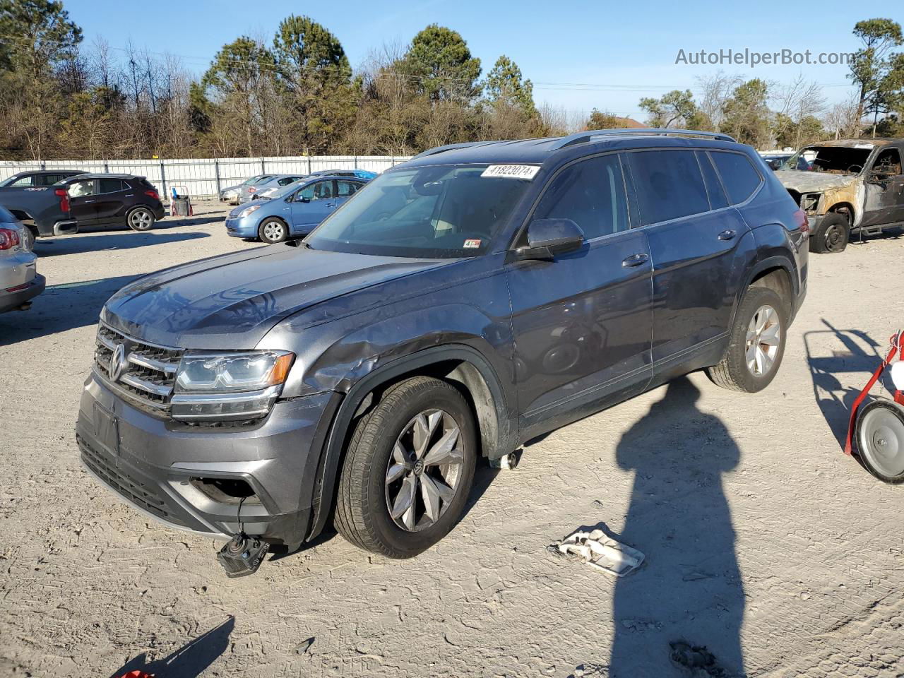 2018 Volkswagen Atlas Se Gray vin: 1V2LR2CAXJC539694