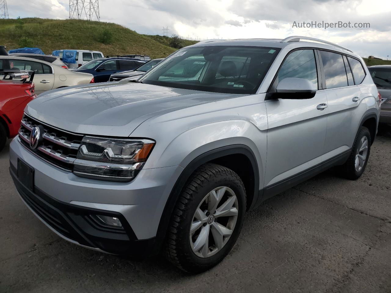 2018 Volkswagen Atlas Se Silver vin: 1V2LR2CAXJC550209