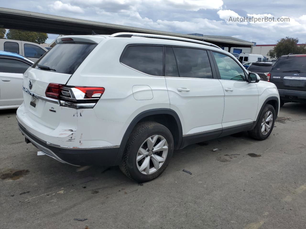 2018 Volkswagen Atlas Sel White vin: 1V2MR2CA0JC503985