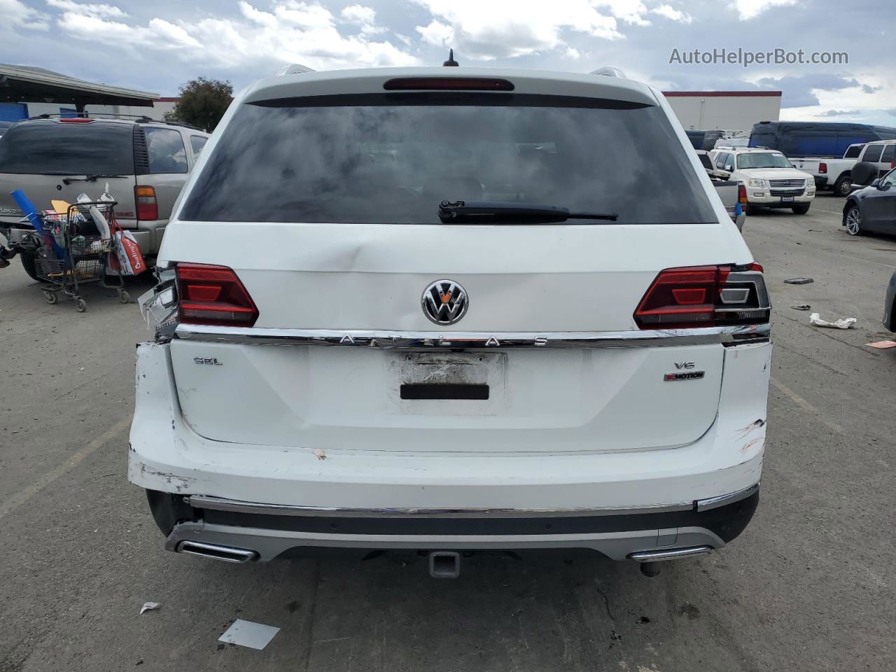 2018 Volkswagen Atlas Sel White vin: 1V2MR2CA0JC503985