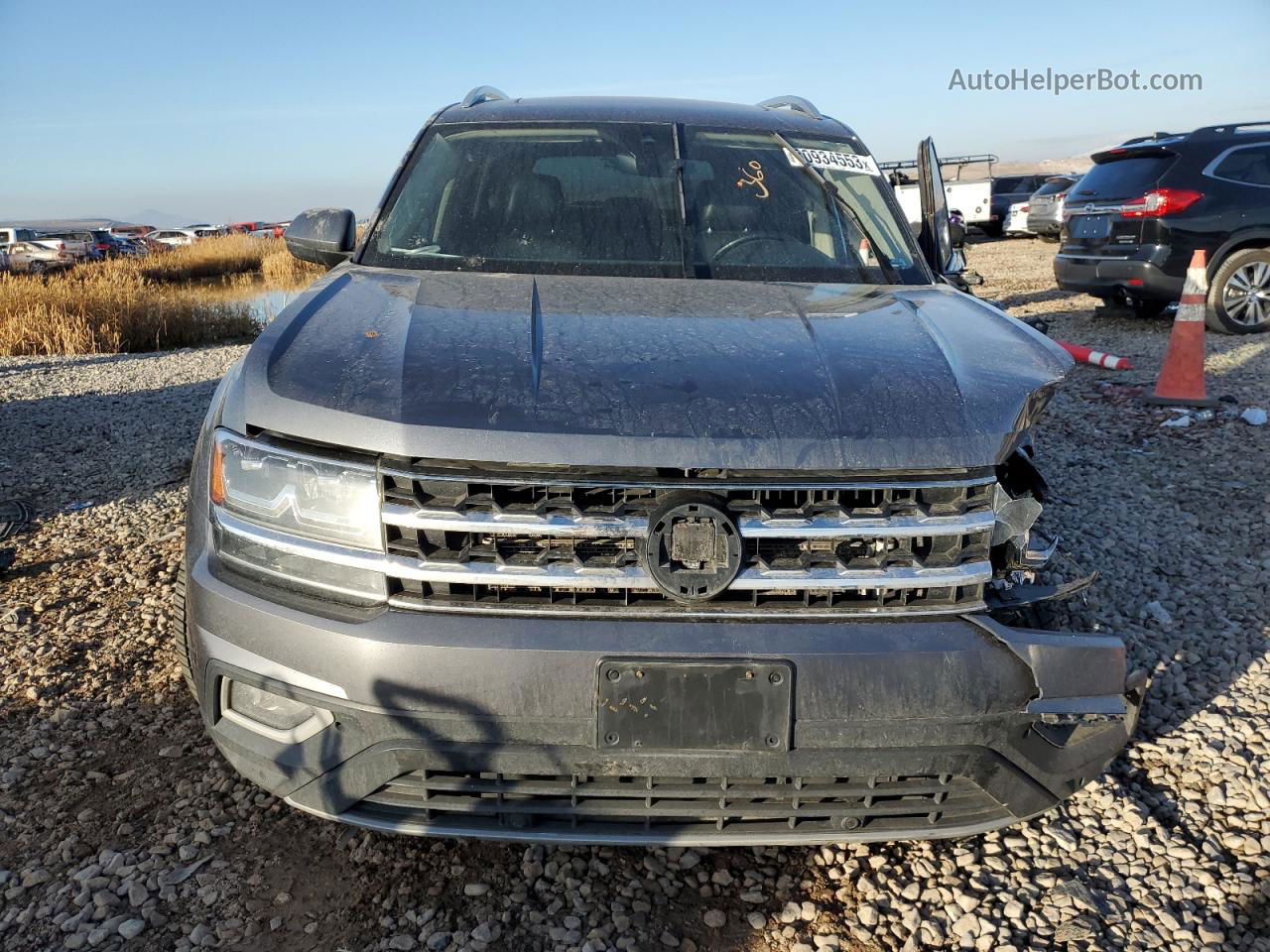 2018 Volkswagen Atlas Sel Gray vin: 1V2MR2CA2JC528421