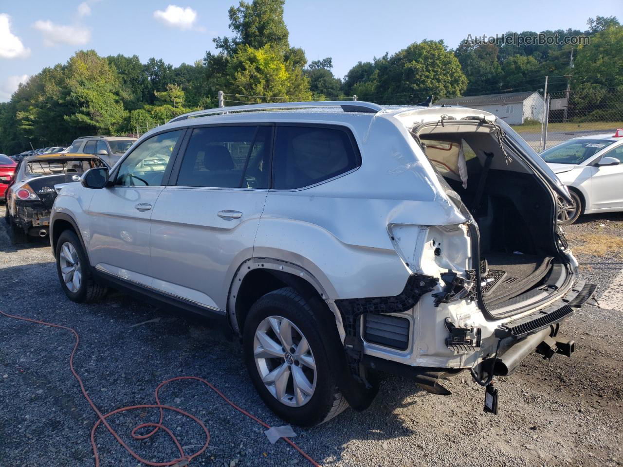 2018 Volkswagen Atlas Sel Silver vin: 1V2MR2CA3JC545731