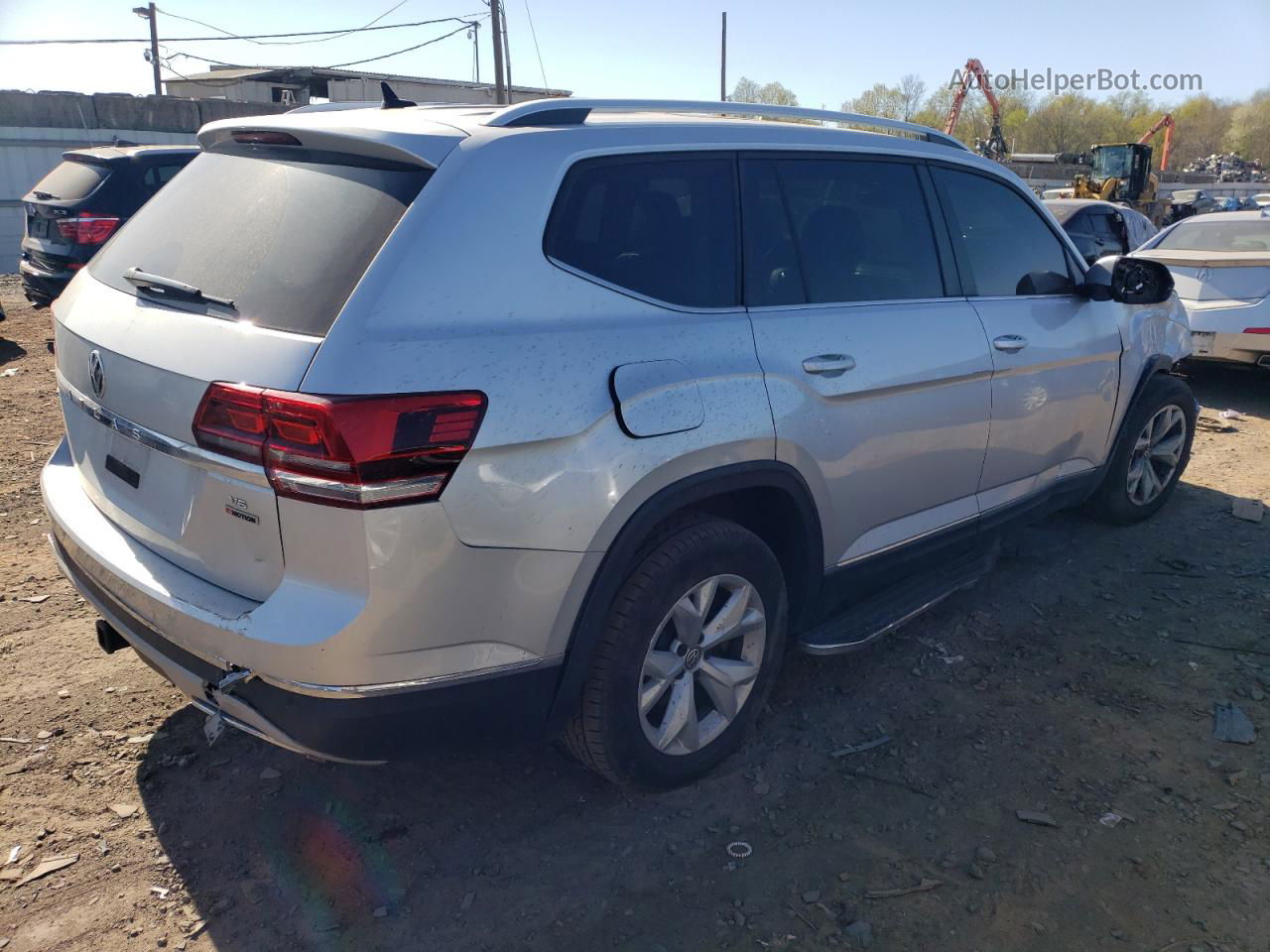 2018 Volkswagen Atlas Sel Silver vin: 1V2MR2CA9JC564008