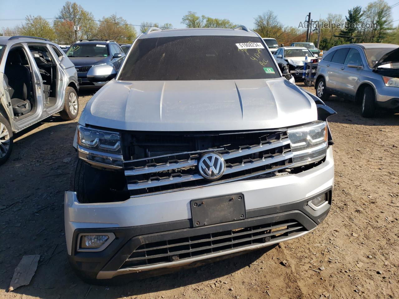 2018 Volkswagen Atlas Sel Silver vin: 1V2MR2CA9JC564008