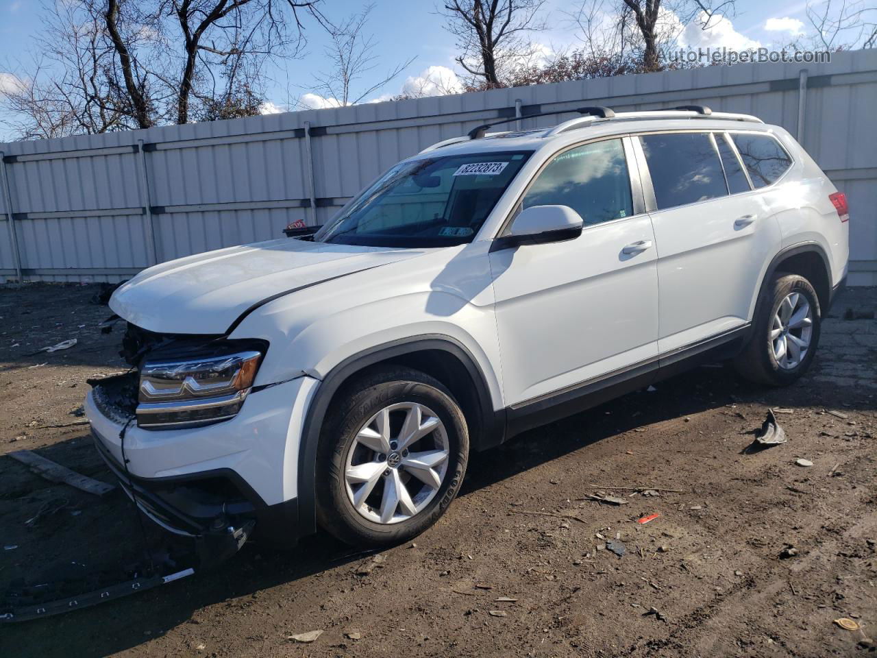 2018 Volkswagen Atlas Sel White vin: 1V2MR2CAXJC535732