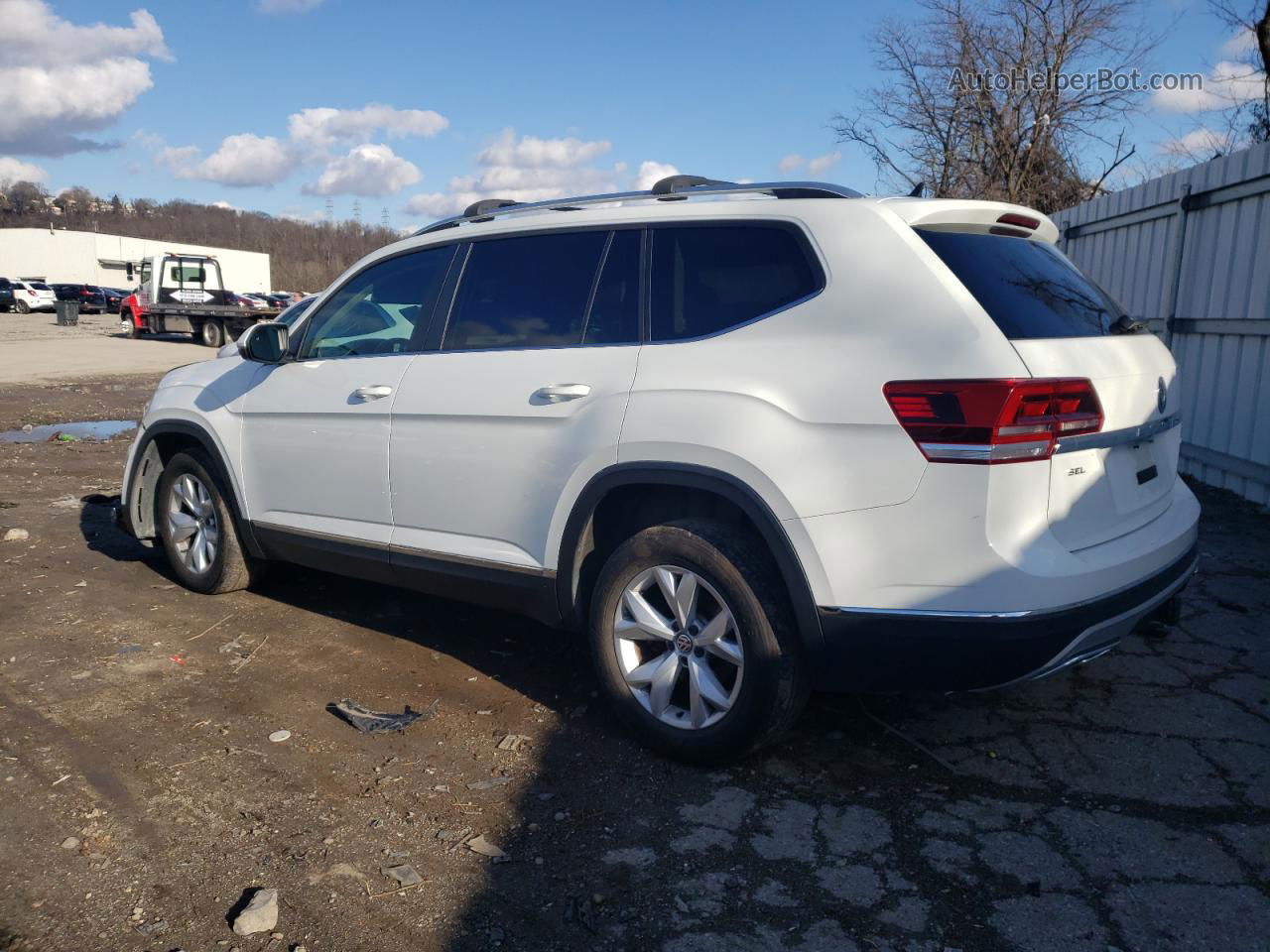 2018 Volkswagen Atlas Sel White vin: 1V2MR2CAXJC535732