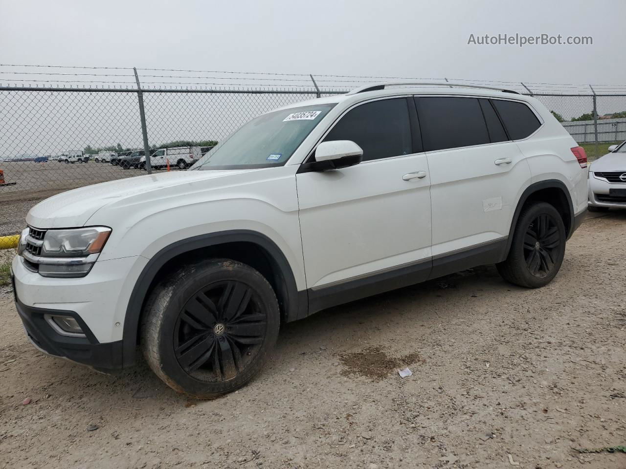 2018 Volkswagen Atlas Sel Premium White vin: 1V2NR2CA0JC568324