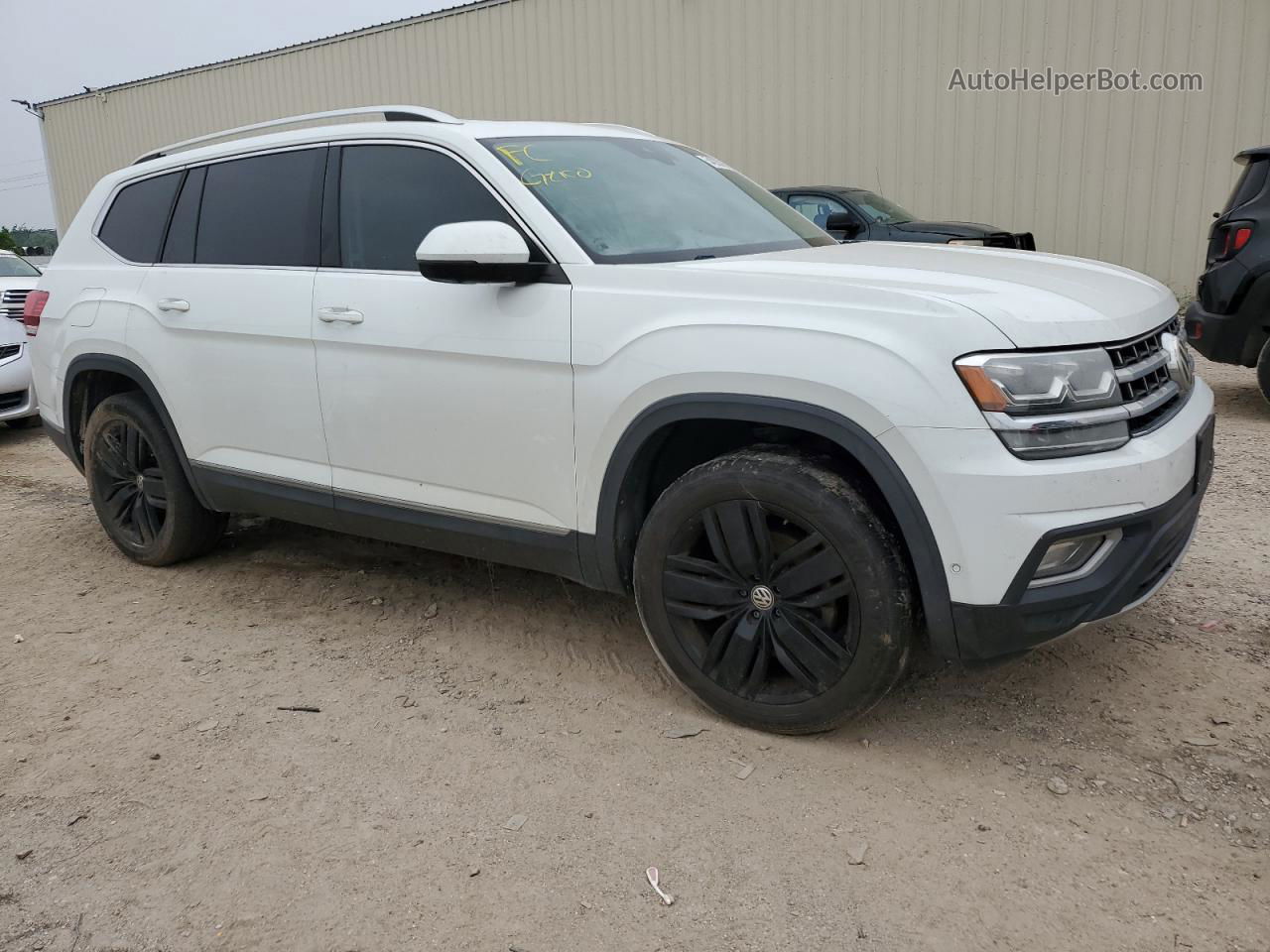 2018 Volkswagen Atlas Sel Premium White vin: 1V2NR2CA0JC568324