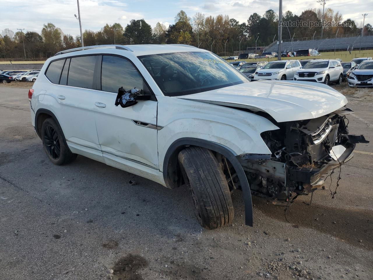 2018 Volkswagen Atlas Se White vin: 1V2PR2CA3JC589239