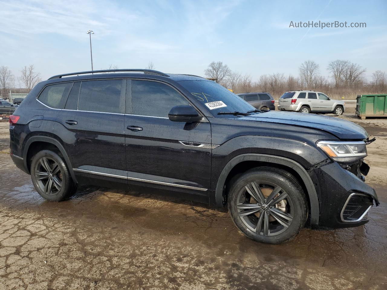 2021 Volkswagen Atlas Se Черный vin: 1V2RR2CA9MC556971