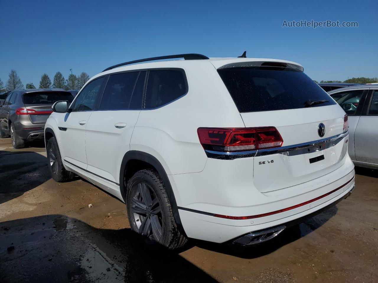 2021 Volkswagen Atlas Se Белый vin: 1V2RR2CAXMC587873