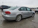 2013 Volkswagen Passat S Серебряный vin: 1VWAH7A32DC029127